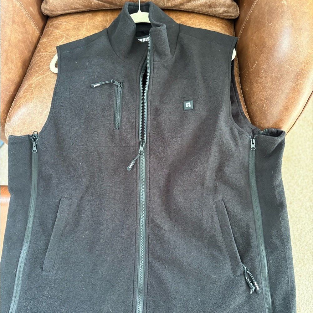 Arris women’s heated vest, customizable size/ fit. Black. Like New. - Picture 4 of 10